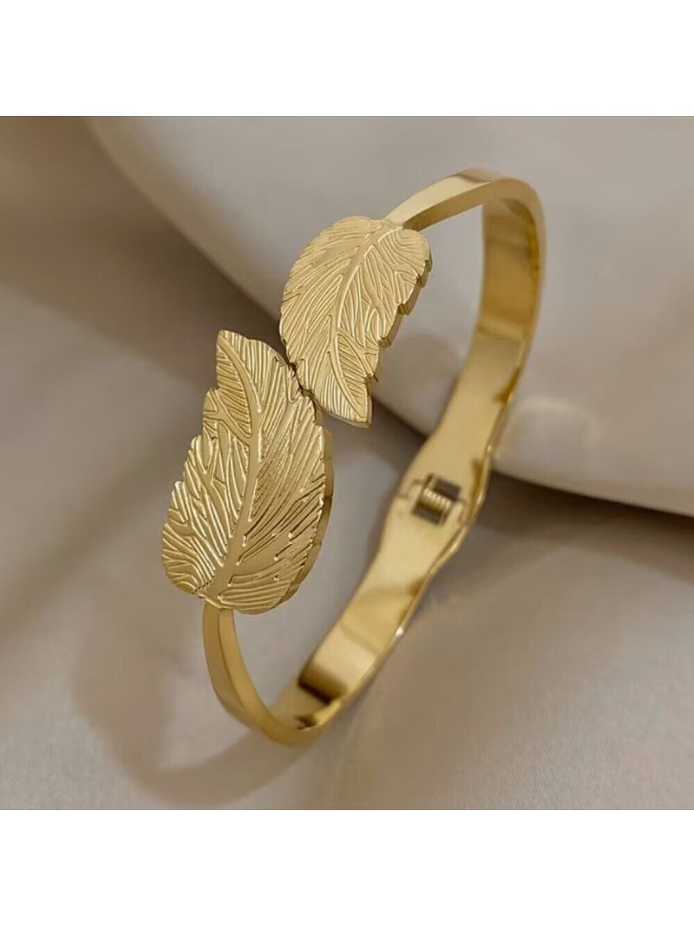 18K Gold Plated Cross-Leaf Stainless Steel Bracelet Sweatproof Rustproof